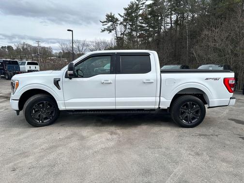 Oxford White 2023 Ford F-150 Lariat