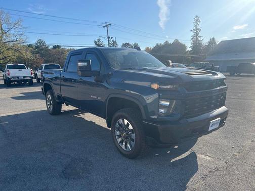 2022 Chevrolet Silverado 2500 Custom