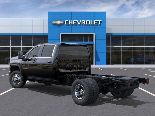 2026 Chevrolet Silverado 3500 LT
