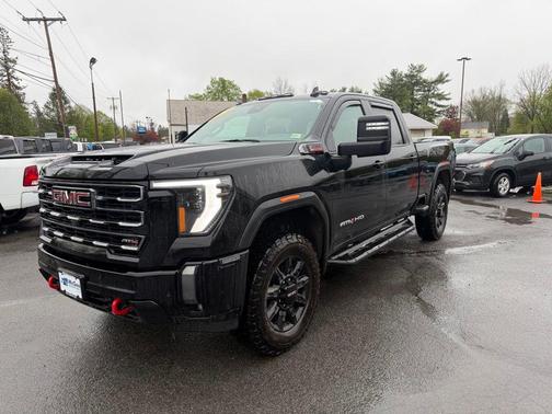 Onyx Black 2024 GMC Sierra 2500 AT4