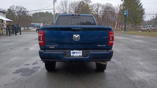 Patriot Blue Pearlcoat 2023 RAM 2500 Laramie Crew Cab 4x4 6'4' Box