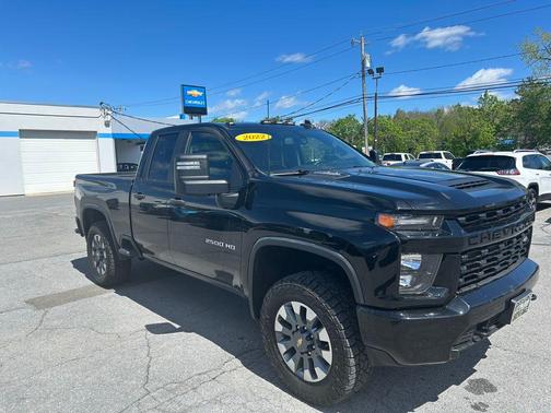 Summit White 2022 Chevrolet Silverado 2500 LT