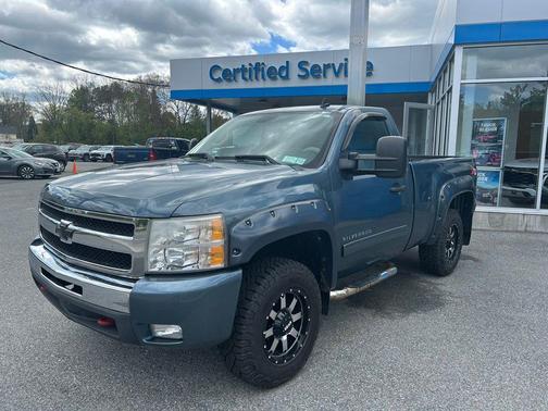 Blue Granite Metallic 2011 Chevrolet Silverado 1500 LT