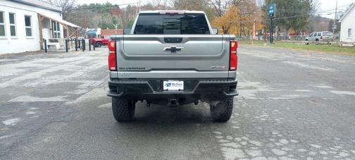 2024 Chevrolet Silverado 2500 4WD Crew Cab Standard Bed ZR2