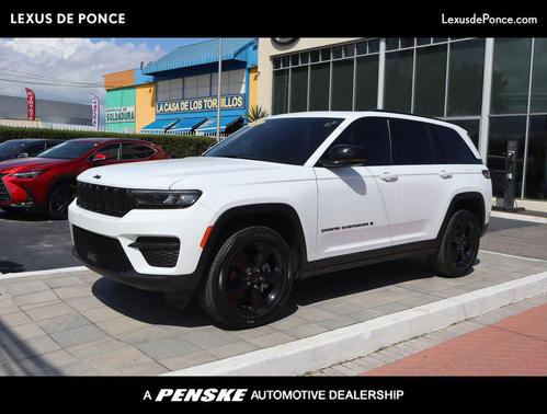 Bright White Clearcoat 2024 Jeep Grand Cherokee Altitude