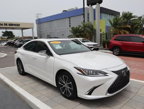 White 2023 Lexus ES 300h 300H