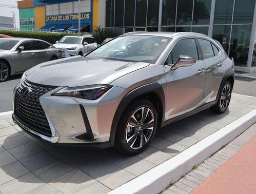 Ultra White 2026 Lexus UX 300h Base
