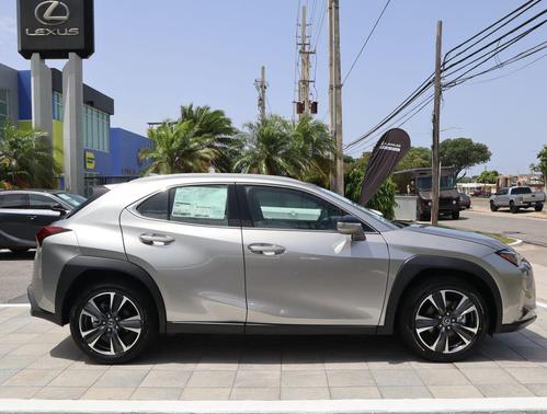 Ultra White 2026 Lexus UX 300h Base