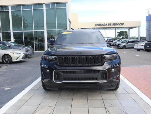 Diamond Black 2023 Jeep Grand Cherokee Overland