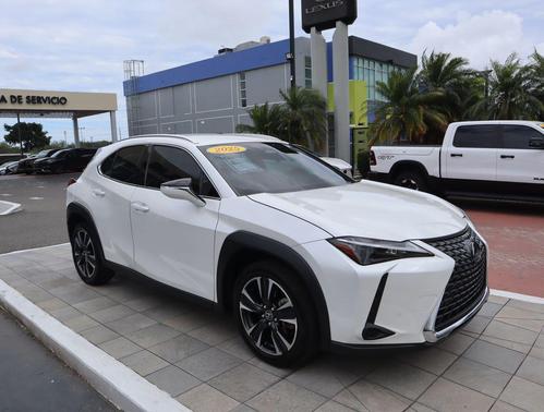 White 2025 Lexus UX 300h Base