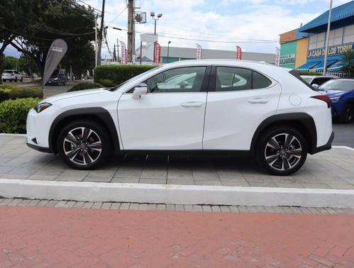 083 2026 Lexus UX 300h Base