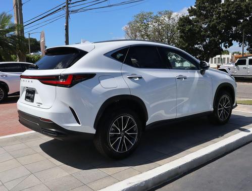 2026 Lexus NX 450h+ Premium