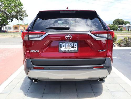 Pearl 2024 Toyota RAV4 Limited