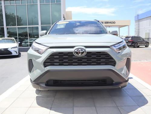 Ice 2024 Toyota RAV4 XLE
