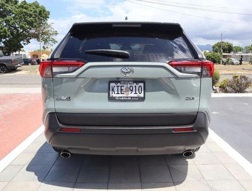 Ice 2024 Toyota RAV4 XLE