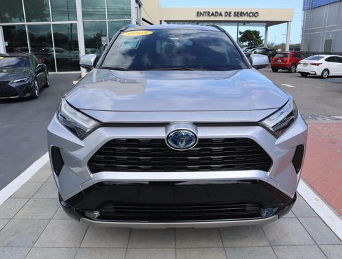 Silver Sky 2023 Toyota RAV4 Hybrid SE