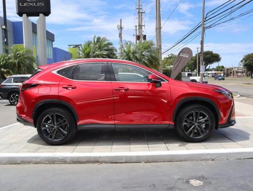 2026 Lexus NX 450h+ Luxury