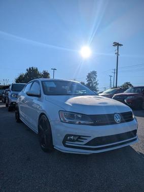2016 Volkswagen Jetta 2.0T GLI SE