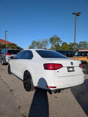 2016 Volkswagen Jetta 2.0T GLI SE