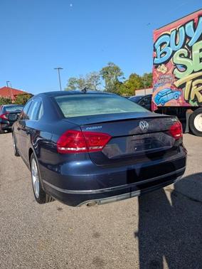 2014 Volkswagen Passat 2.0L TDI DSG SEL Premium