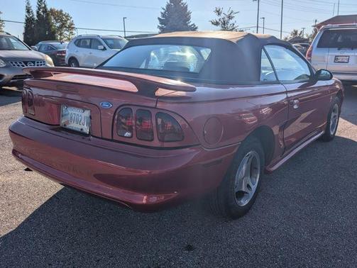 1997 Ford Mustang Base