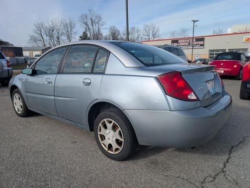 2003 Saturn Ion 2