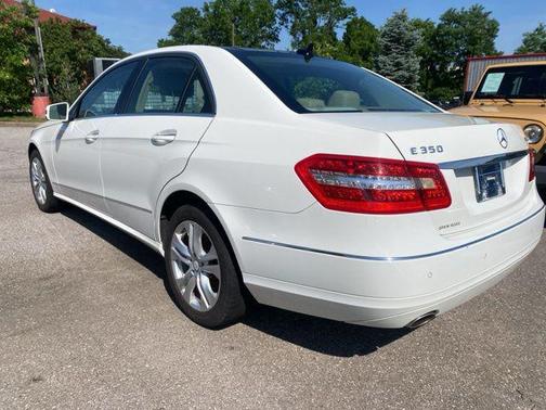 White 2011 Mercedes-Benz E-Class E 350