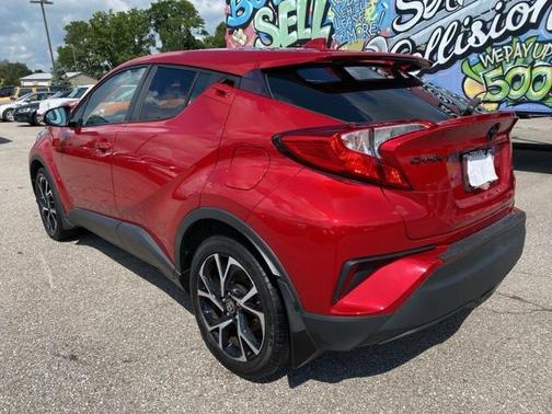 2021 Toyota C-HR XLE