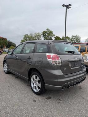 2007 Toyota Matrix Base