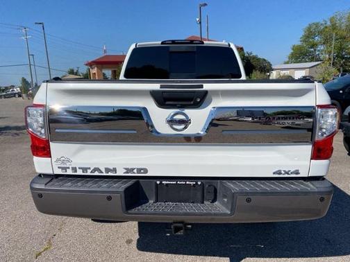 2016 Nissan Titan XD Platinum Reserve