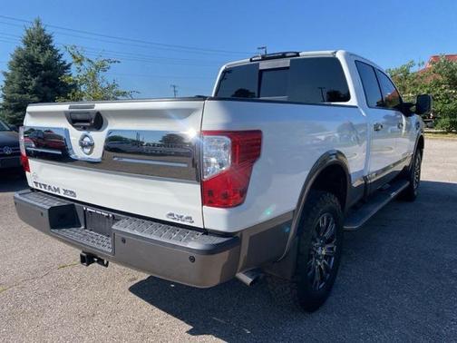 2016 Nissan Titan XD Platinum Reserve