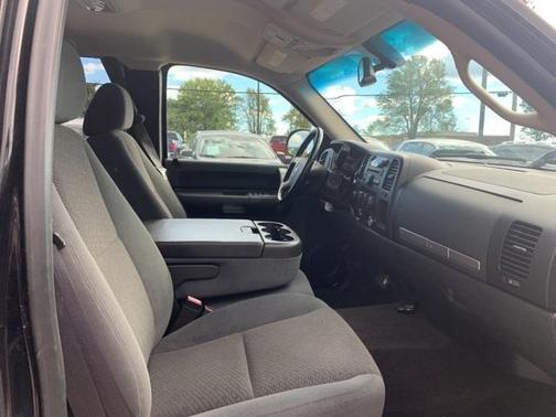 2007 Chevrolet Silverado 2500 LT H/D Extended Cab for sale in Florence, KY - image 15