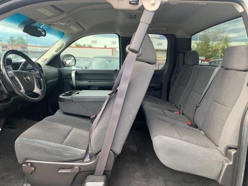 2007 Chevrolet Silverado 2500 LT H/D Extended Cab for sale in Florence, KY - image 10