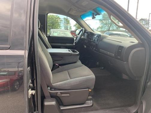 2007 Chevrolet Silverado 2500 LT H/D Extended Cab for sale in Florence, KY - image 16