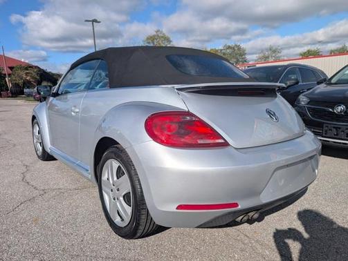 2015 Volkswagen Beetle 1.8T