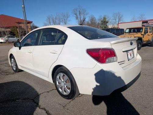 2016 Subaru Impreza 2.0i