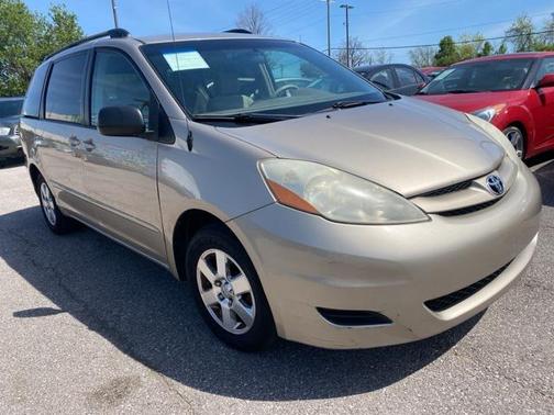 2006 Toyota Sienna CE