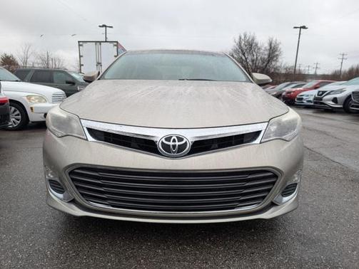 2013 Toyota Avalon XLE