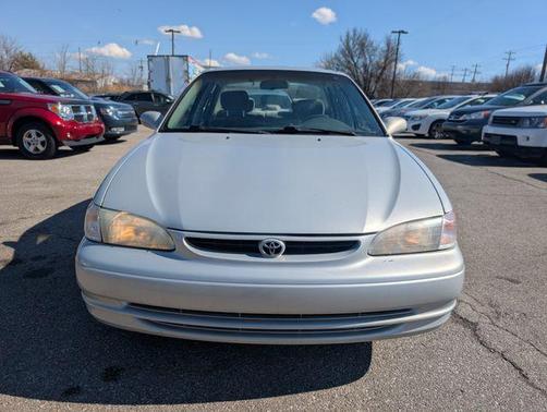 2000 Toyota Corolla LE