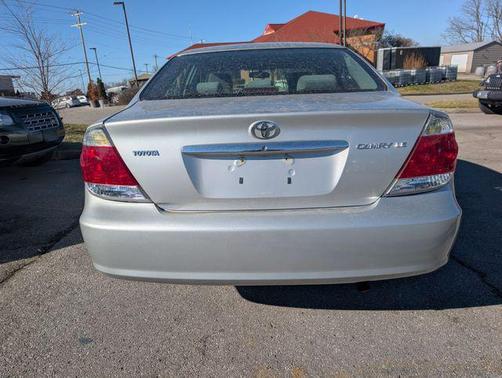 2006 Toyota Camry LE