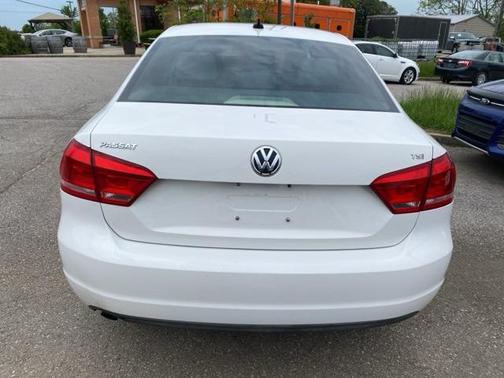 2015 Volkswagen Passat 1.8T S