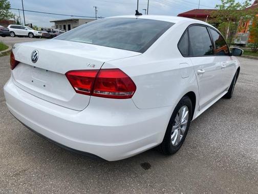 2015 Volkswagen Passat 1.8T S