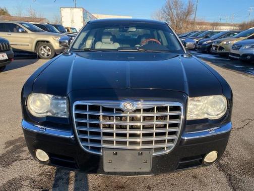 2006 Chrysler 300C Base
