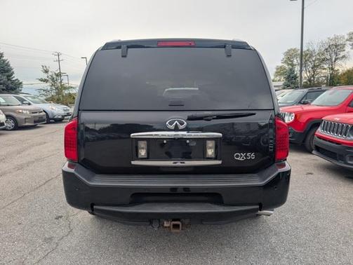 2010 INFINITI QX56 Base