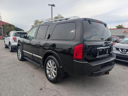 2010 INFINITI QX56 Base