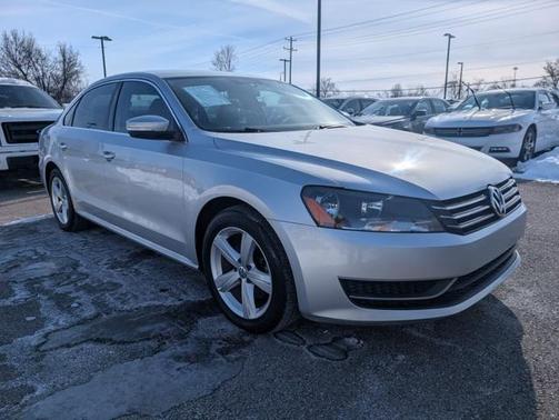 2013 Volkswagen Passat 2.5 SE