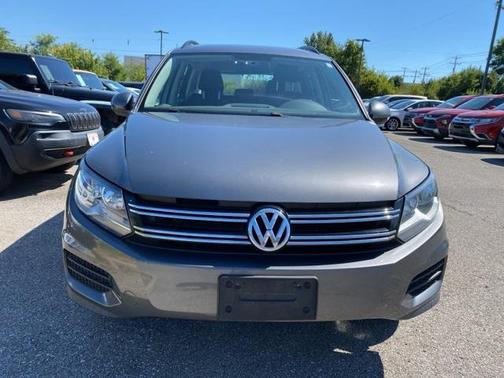 2018 Volkswagen Tiguan Limited 2.0T 4MOTION