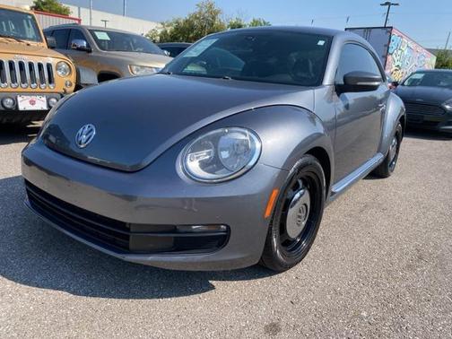 2016 Volkswagen Beetle 1.8T SE