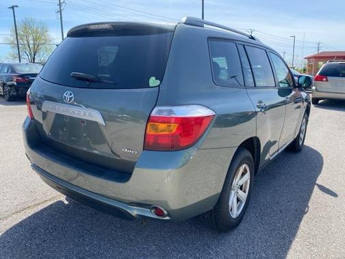 2010 Toyota Highlander SE