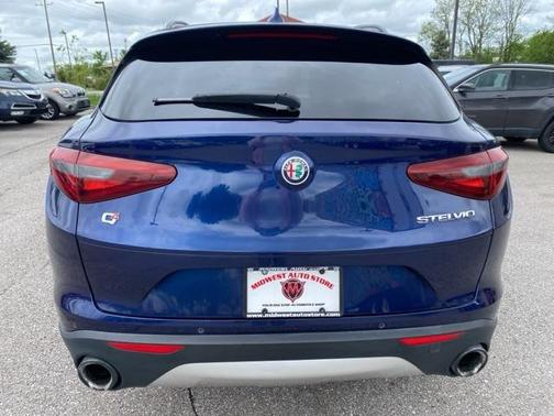 2018 Alfa Romeo Stelvio Sport